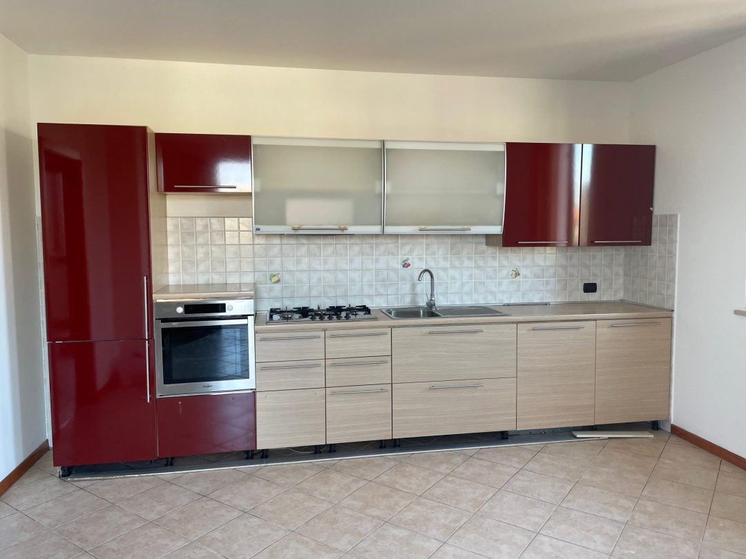 Cucina completa di lavello , piano cottura , cappa , lavastoviglie , frigo s 4397