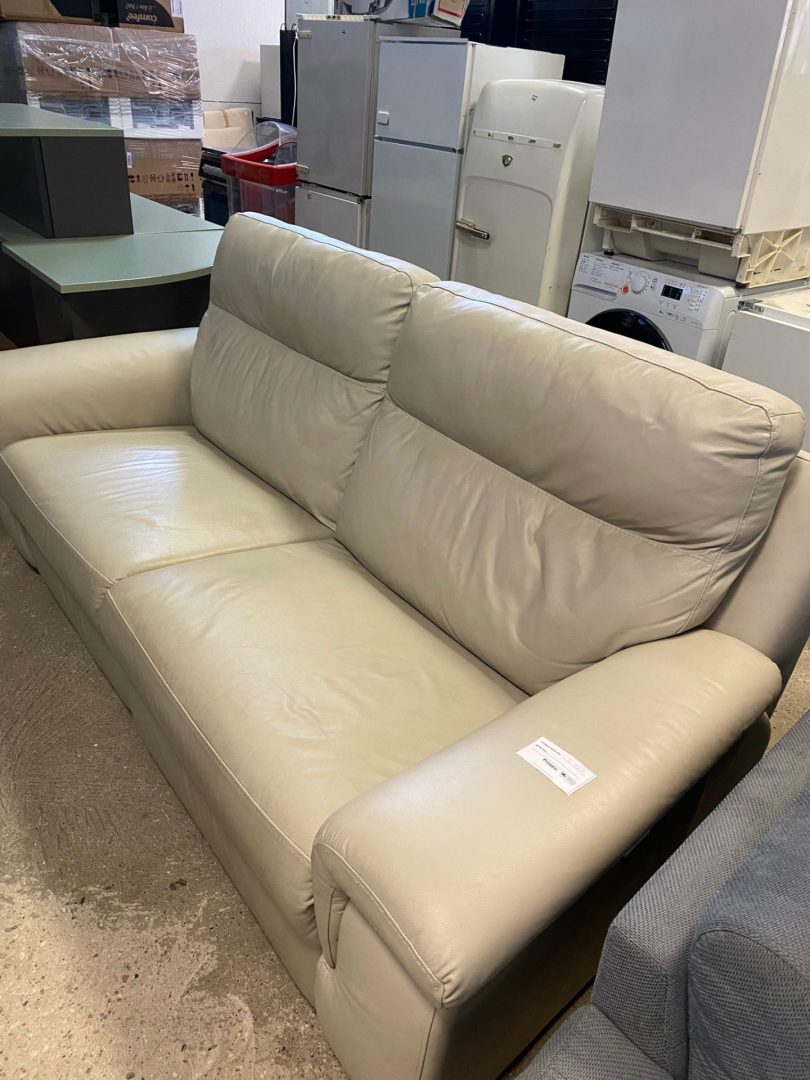 Divano 3 posti Sofà (elettrico) C 177