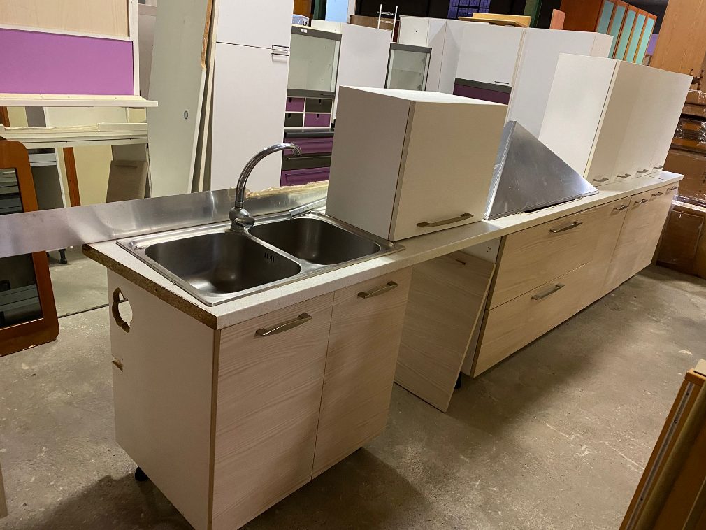 Cucina usata con cappa e lavandino BRA0001 - immagine 2