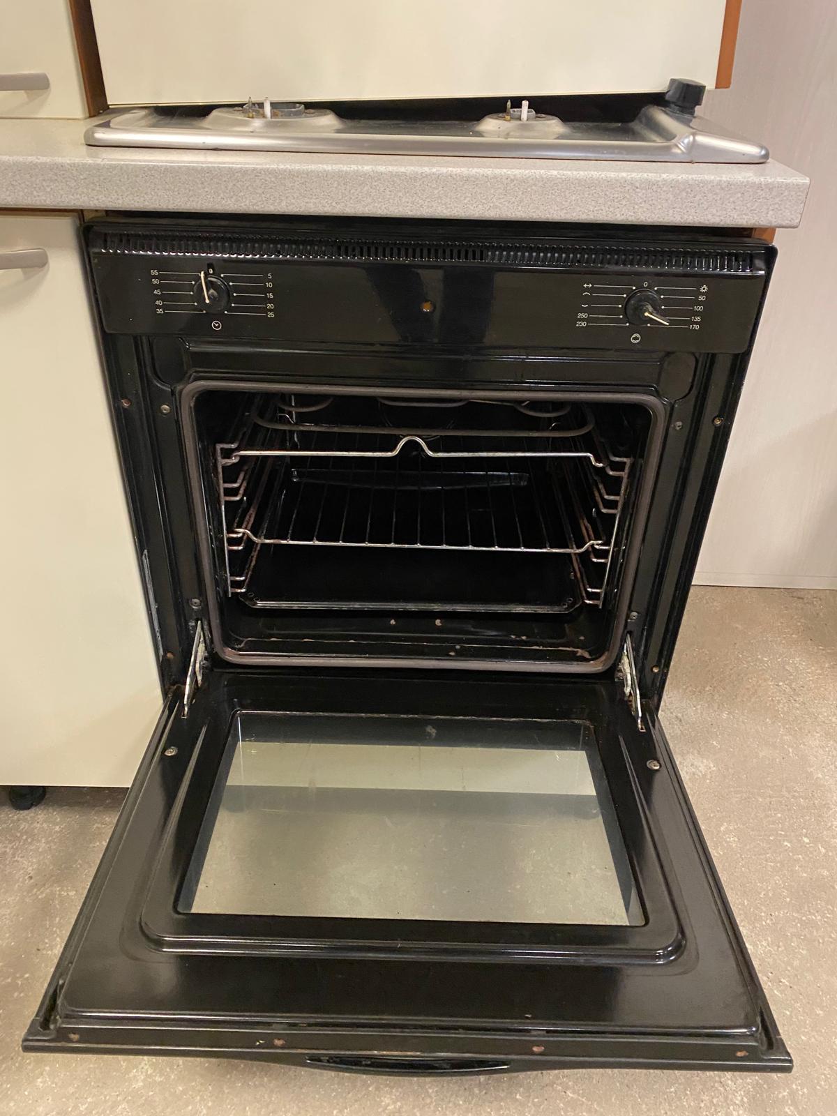 Mobile cucina completa di forno e piano cottura - immagine 6