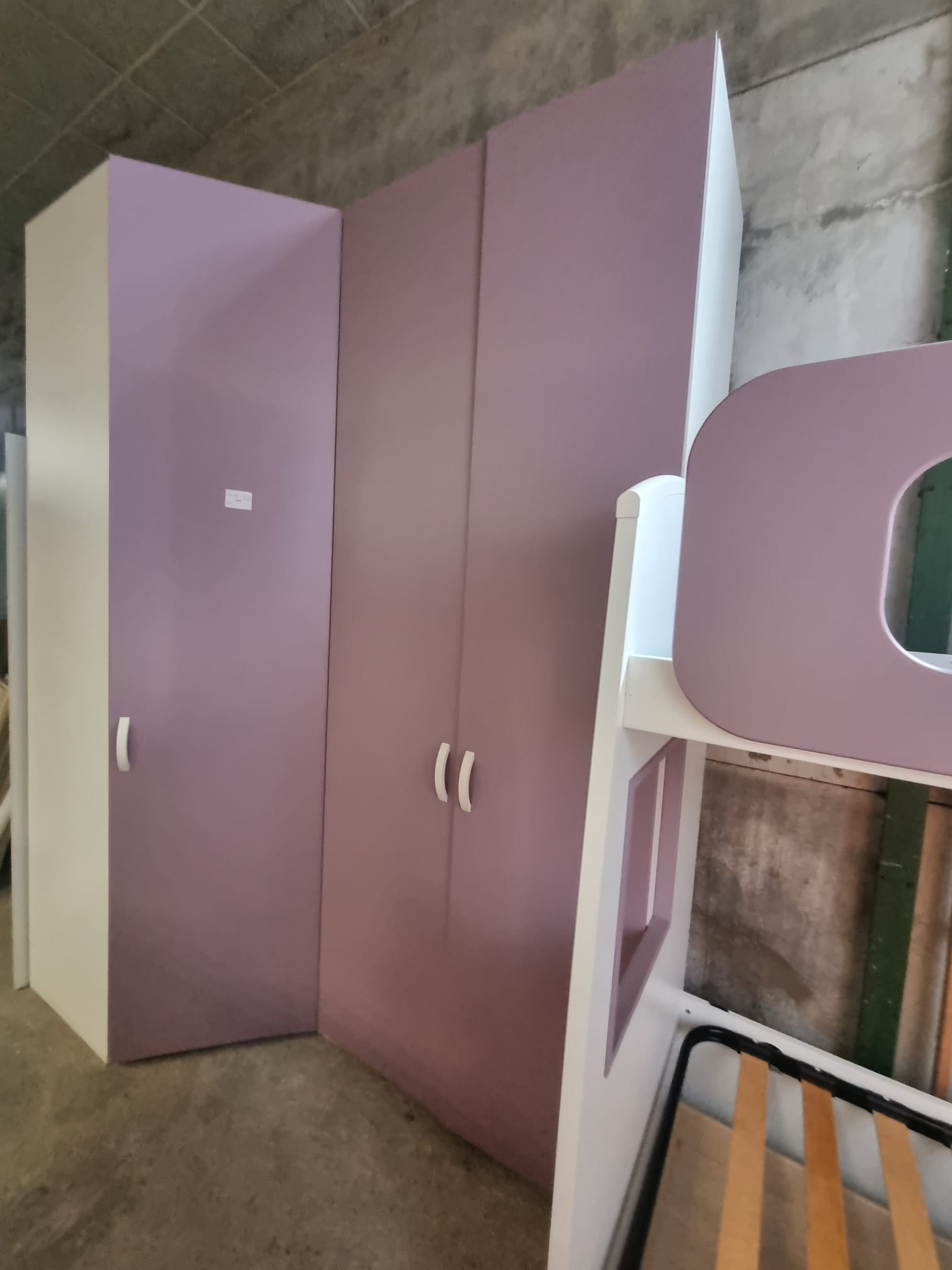 Cameretta con letti a castello, scala a cassetti e armadio. Codice:132 - immagine 4