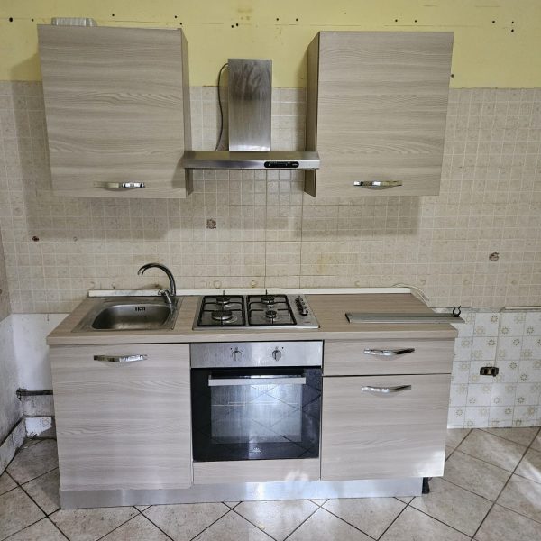 Mobile Cucina Usata 180 cm completo di cappa, lavandino, forno piano cottura codice:427