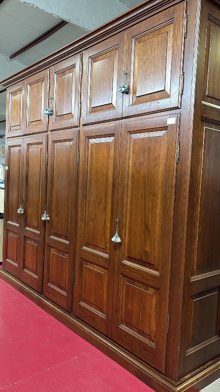 Armadio in legno massiccio 5 ante codice: 221/U - immagine 2