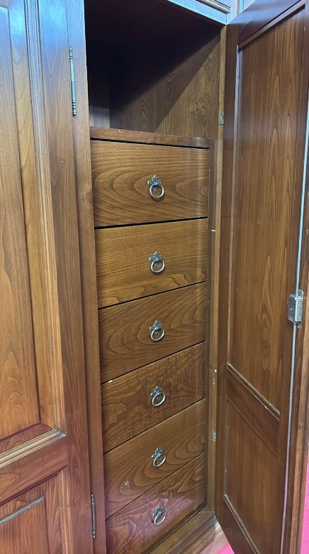 Armadio in legno massiccio 5 ante codice: 221/U - immagine 5