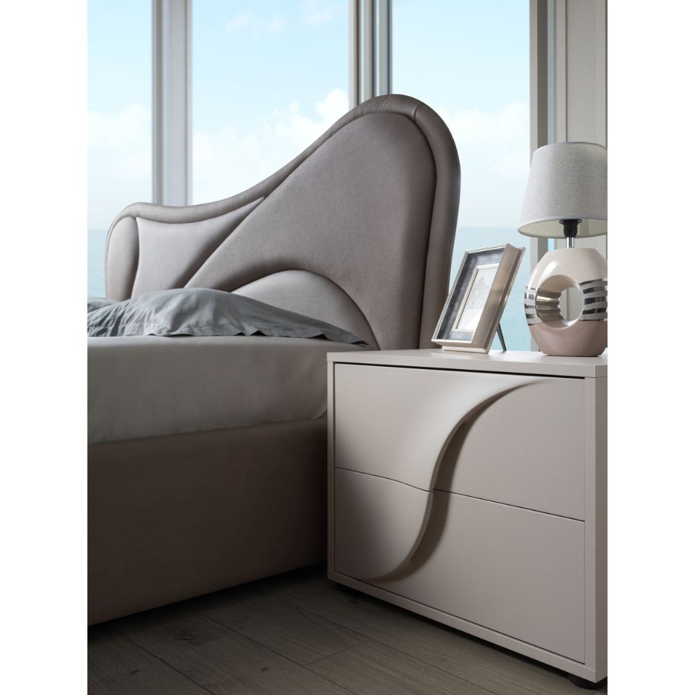 Camera da letto Blegina colore cashmere con armadio 2 ante scorrevoli e letto matrimoniale imbottito - immagine 9