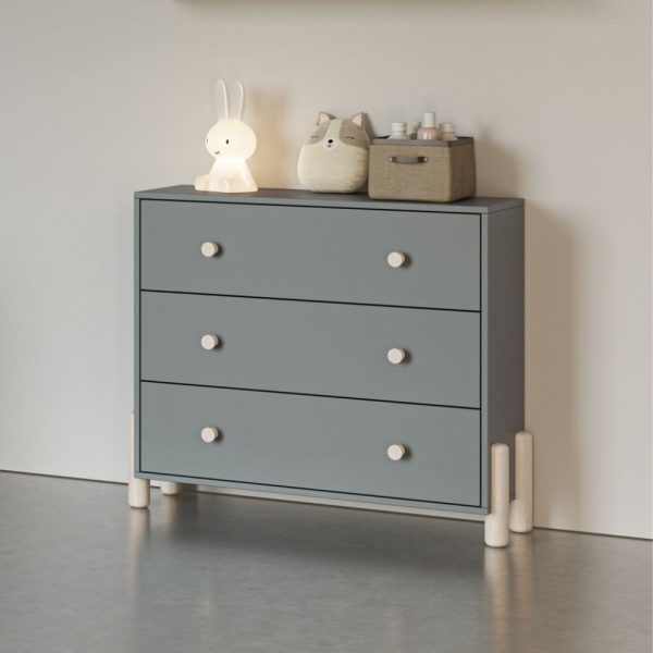 Cassettiera Enola in legno massiccio con 3 cassetti verde cachi e gambe pino