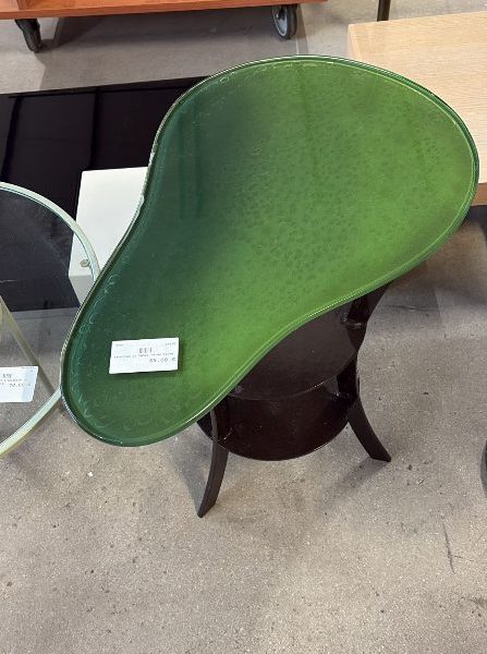 Tavolino in vetro verde Nuovo da esposizione 356/U
